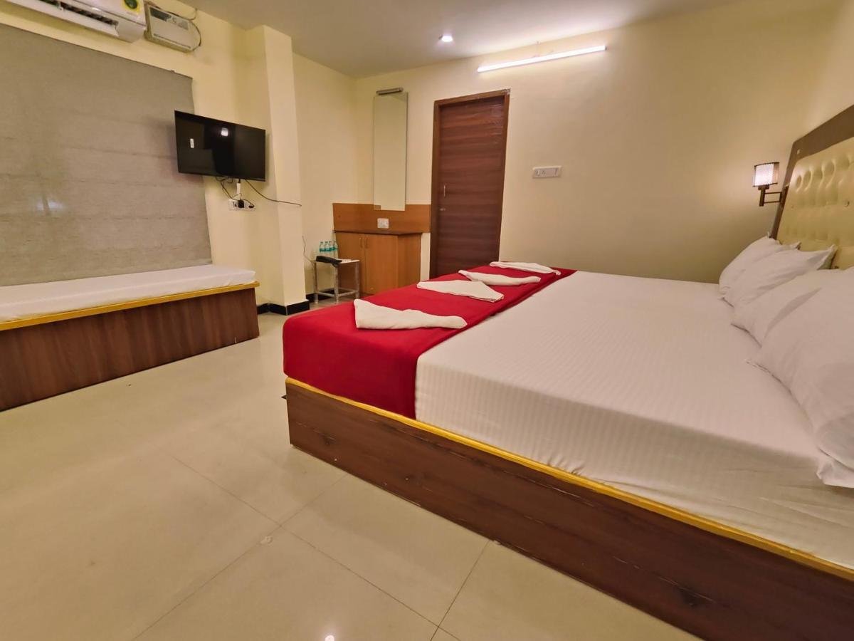 Hotel Comfort Kanchipuram Exterior photo