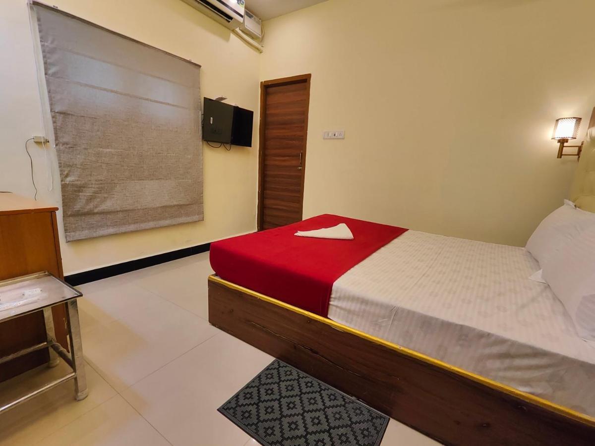 Hotel Comfort Kanchipuram Exterior photo