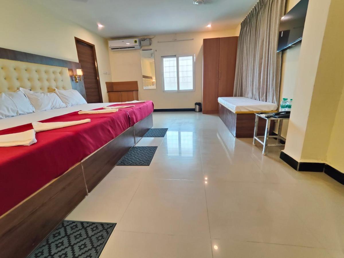 Hotel Comfort Kanchipuram Exterior photo